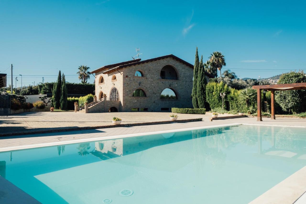 Tenuta Un Posto Al Sole Luxury B&B Rossano Stazione Bagian luar foto