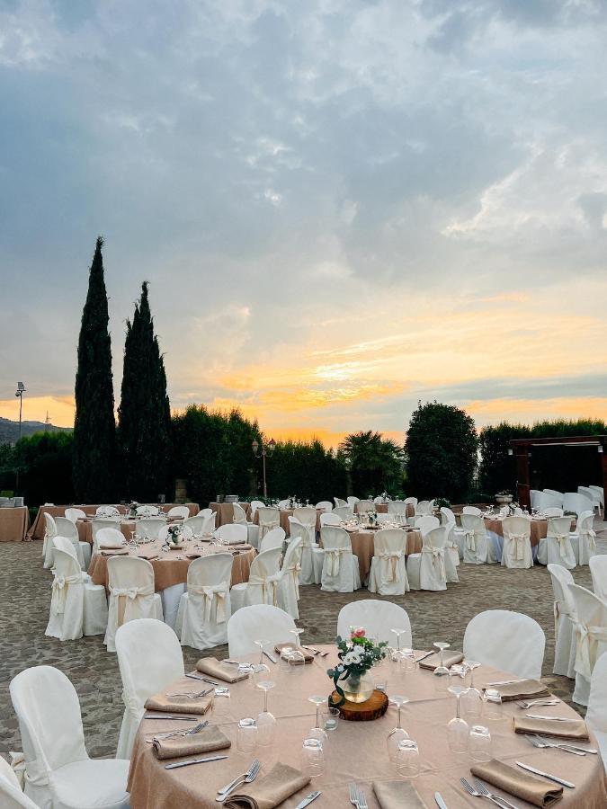 Tenuta Un Posto Al Sole Luxury B&B Rossano Stazione Bagian luar foto