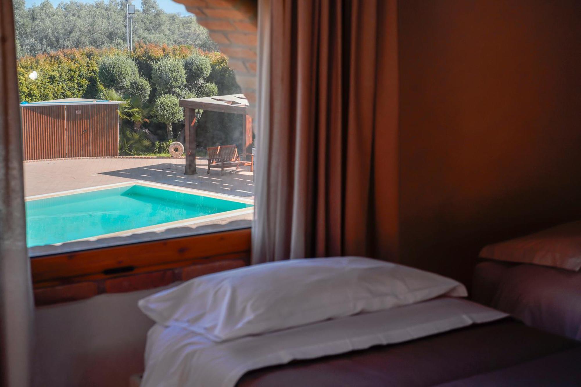 Tenuta Un Posto Al Sole Luxury B&B Rossano Stazione Bagian luar foto