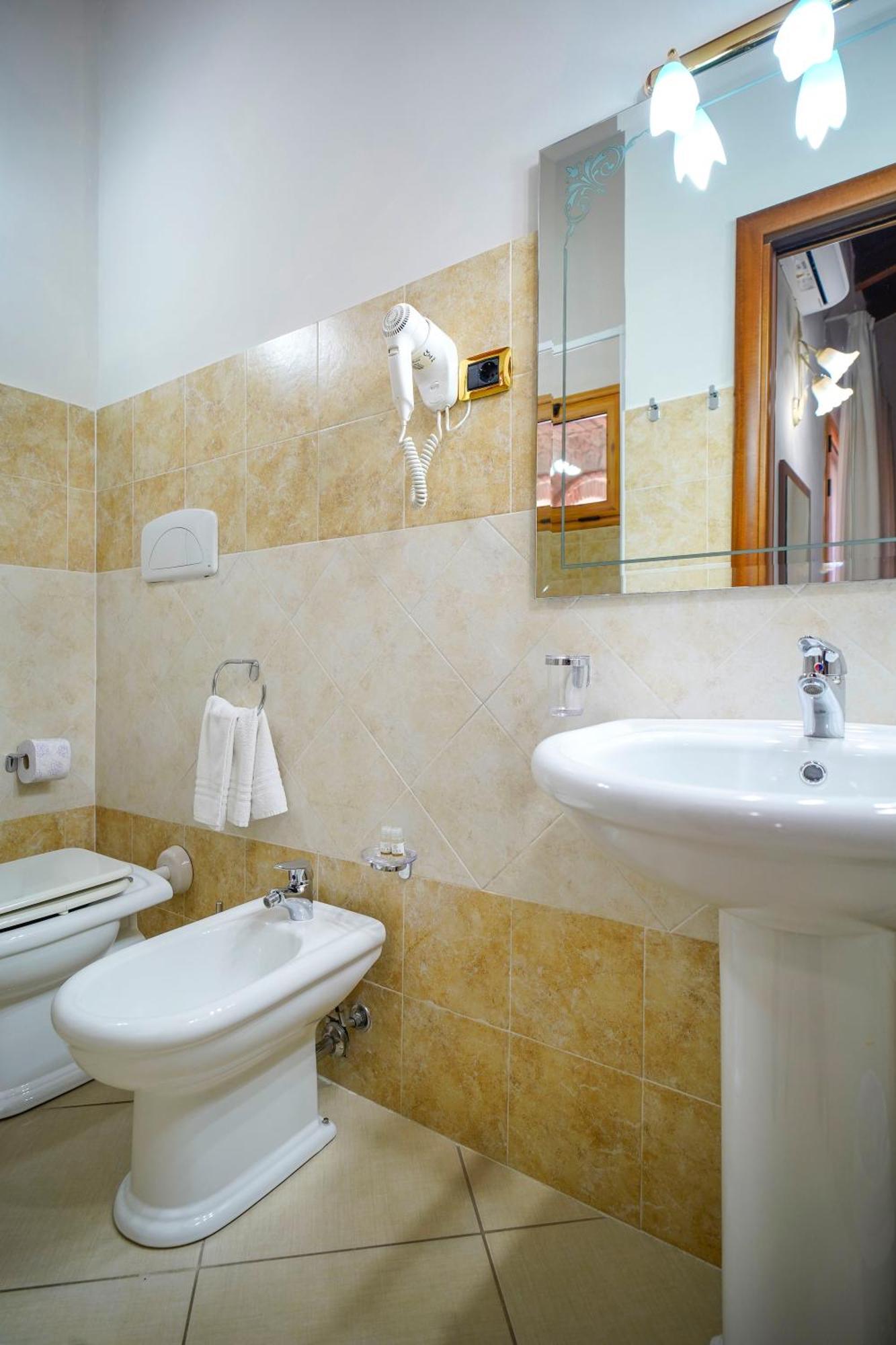 Tenuta Un Posto Al Sole Luxury B&B Rossano Stazione Bagian luar foto
